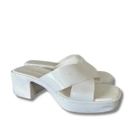 Jeffrey Campbell Platform Bubblegum Mule Sandals Cream Shiny Size 8 - Picture 1 of 11